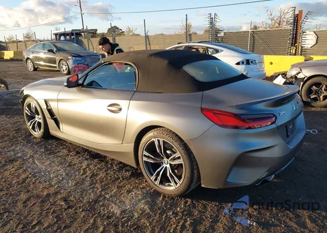 2022 BMW Z4 M40I z USA, uszkodzony, nr VIN WBAHF9C01NWX95899